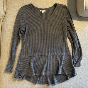 Women’s Style & Co Grey V-Neck Ribbed Top / Sweater